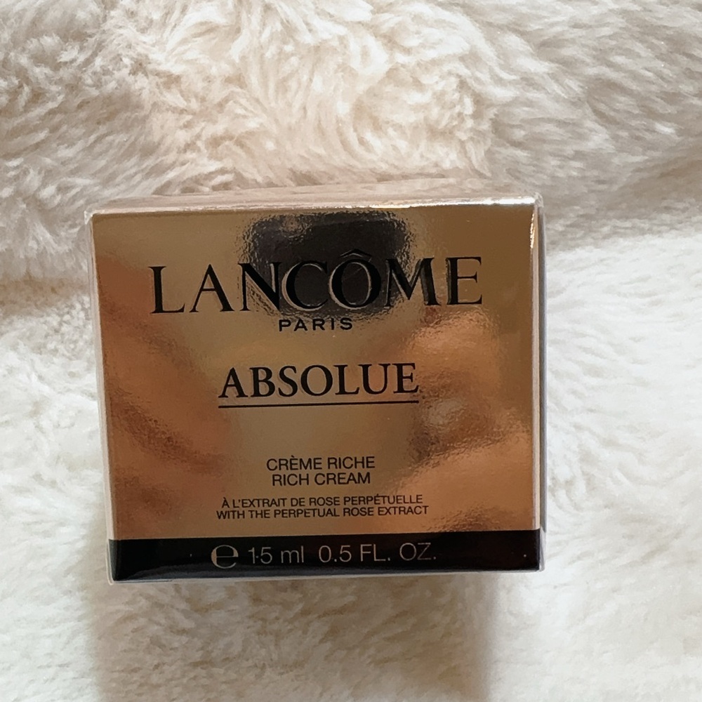New in Box! Sealed! Lancôme Absolue Rich Cream 15ml /0.5oz Expire: Sept 2027